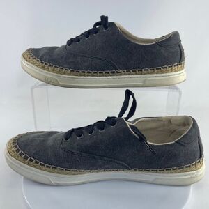 UGG Women's Eyan II Canvas Sneaker | Size 8.5